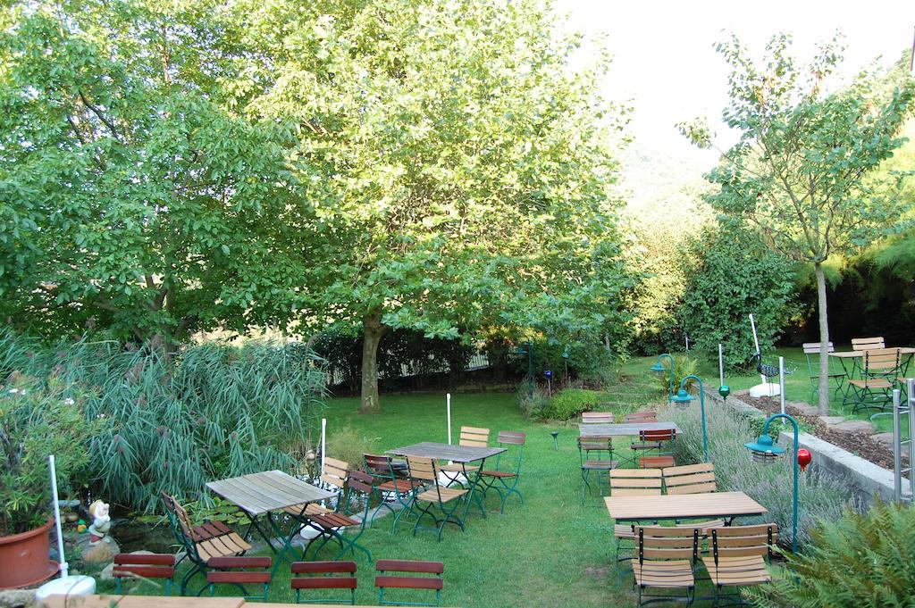 Landgasthof Jaegerstuebchen Neustadt an der Weinstraße Екстериор снимка
